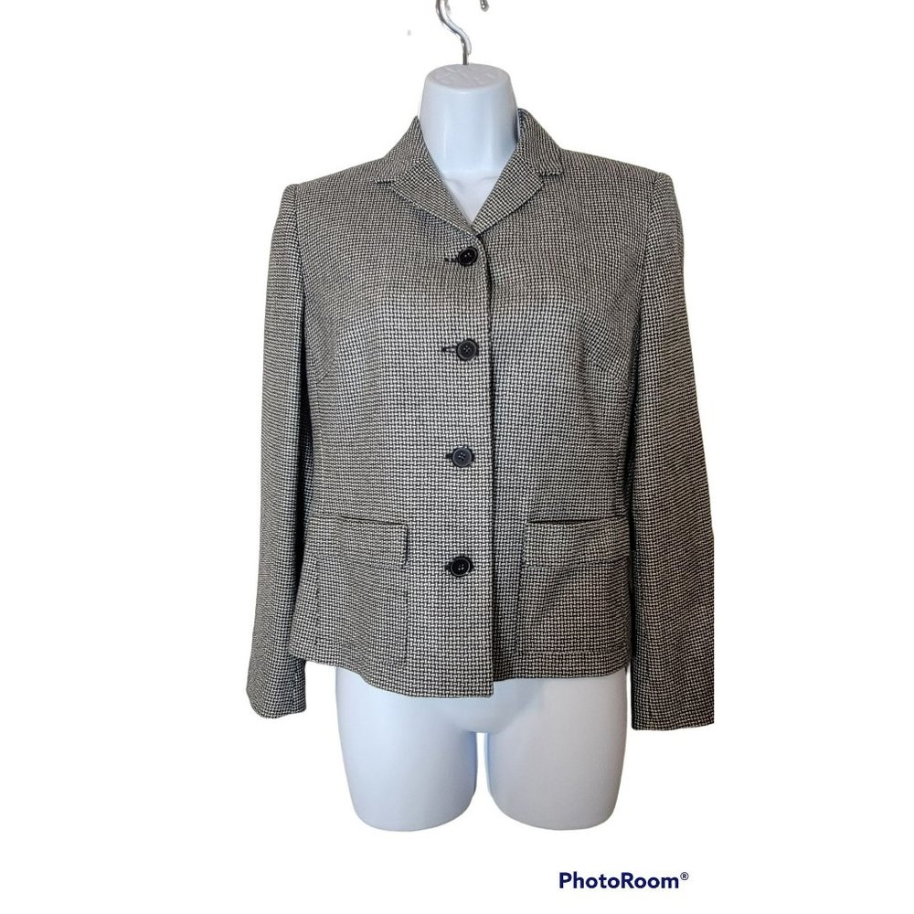 Loft Women's Black and White Wool Blend Tweed Blazer Size 8P EUC